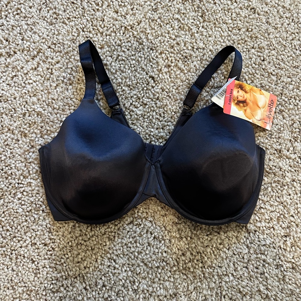 NWT Women’s coquette Black Lilyette brand silky bra in large busted size 40DD.